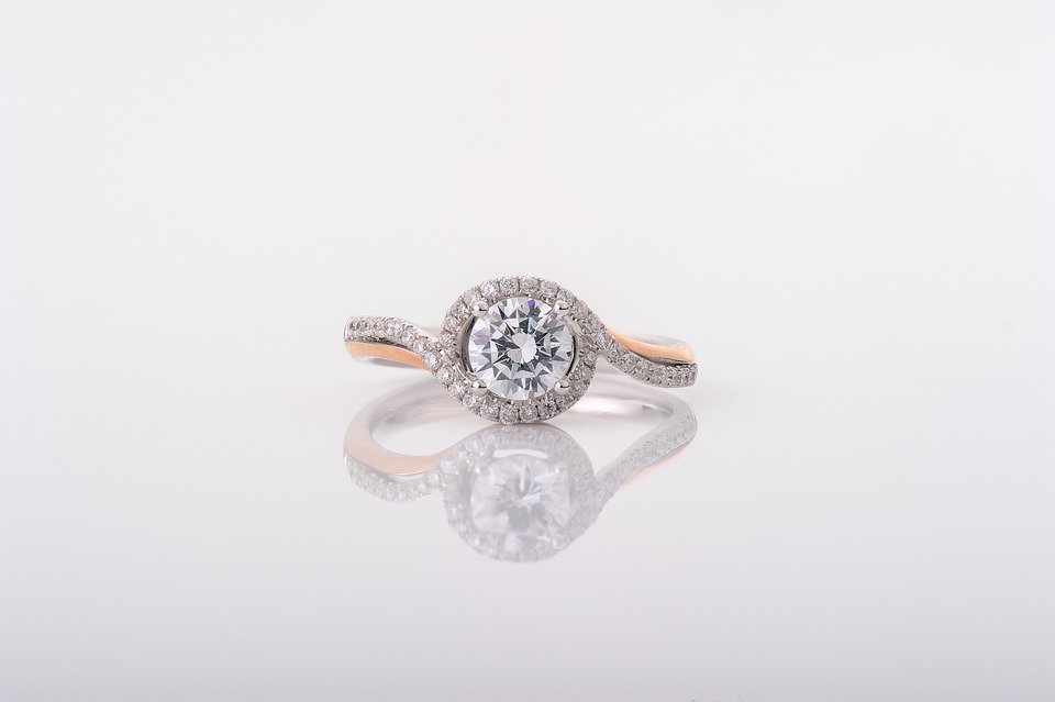White Gold Star Sapphire Ring